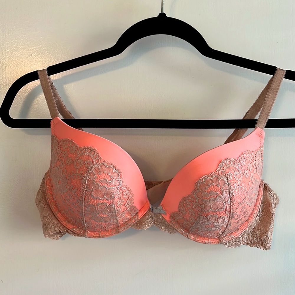 Victoria’s Secret Dream Angels Push Up Bra 38B